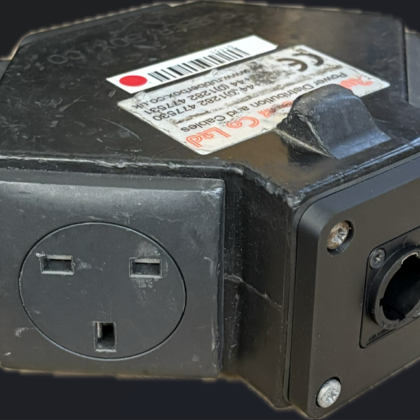 TRUE1 Rubber Box - 4x 13a Distribution